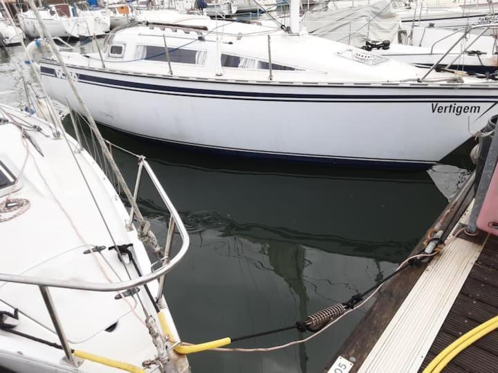 Vintage Sailboat In Belem Hotel Lisbon Exterior photo
